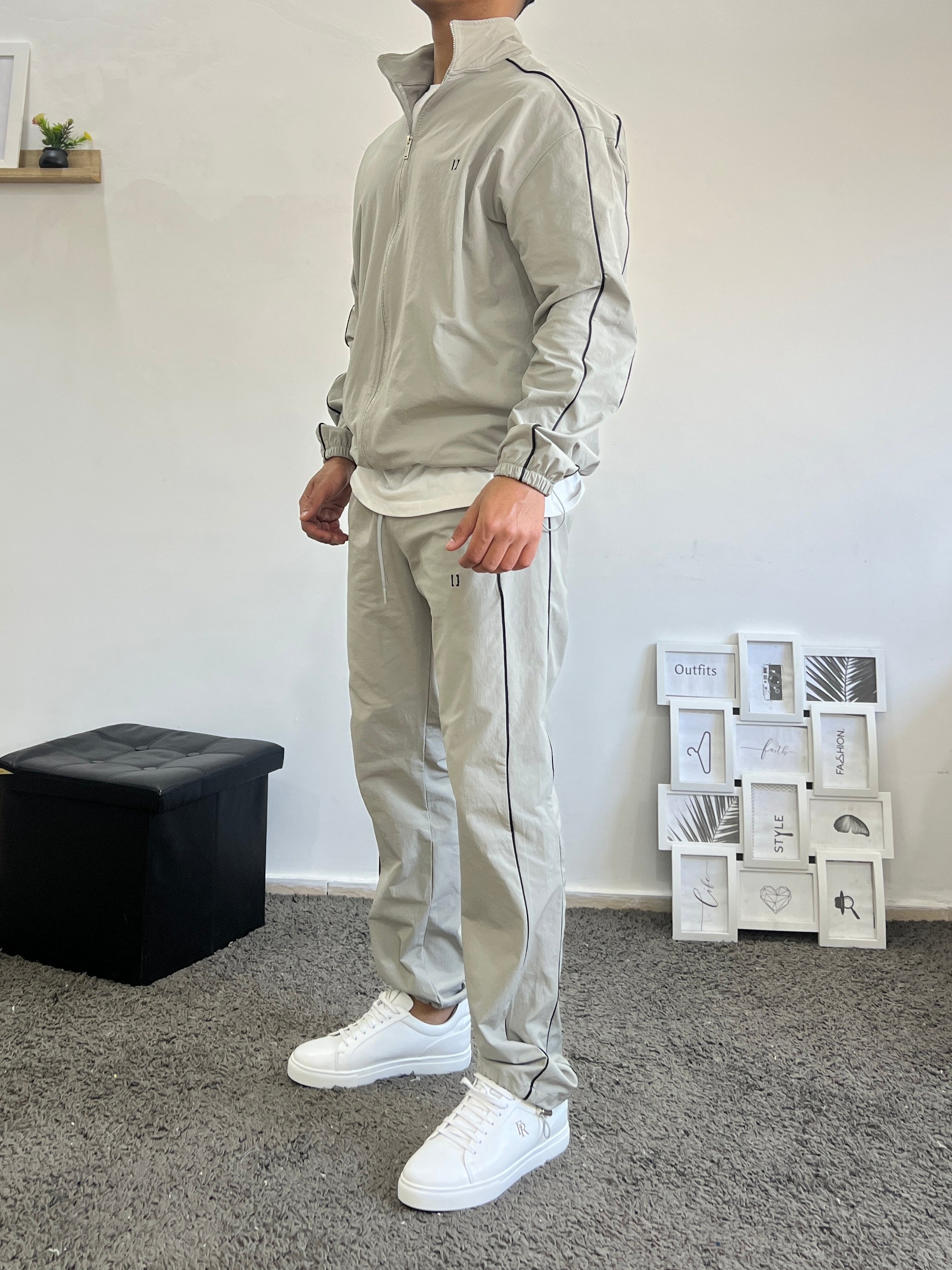 Windbreaker tracksuit VII