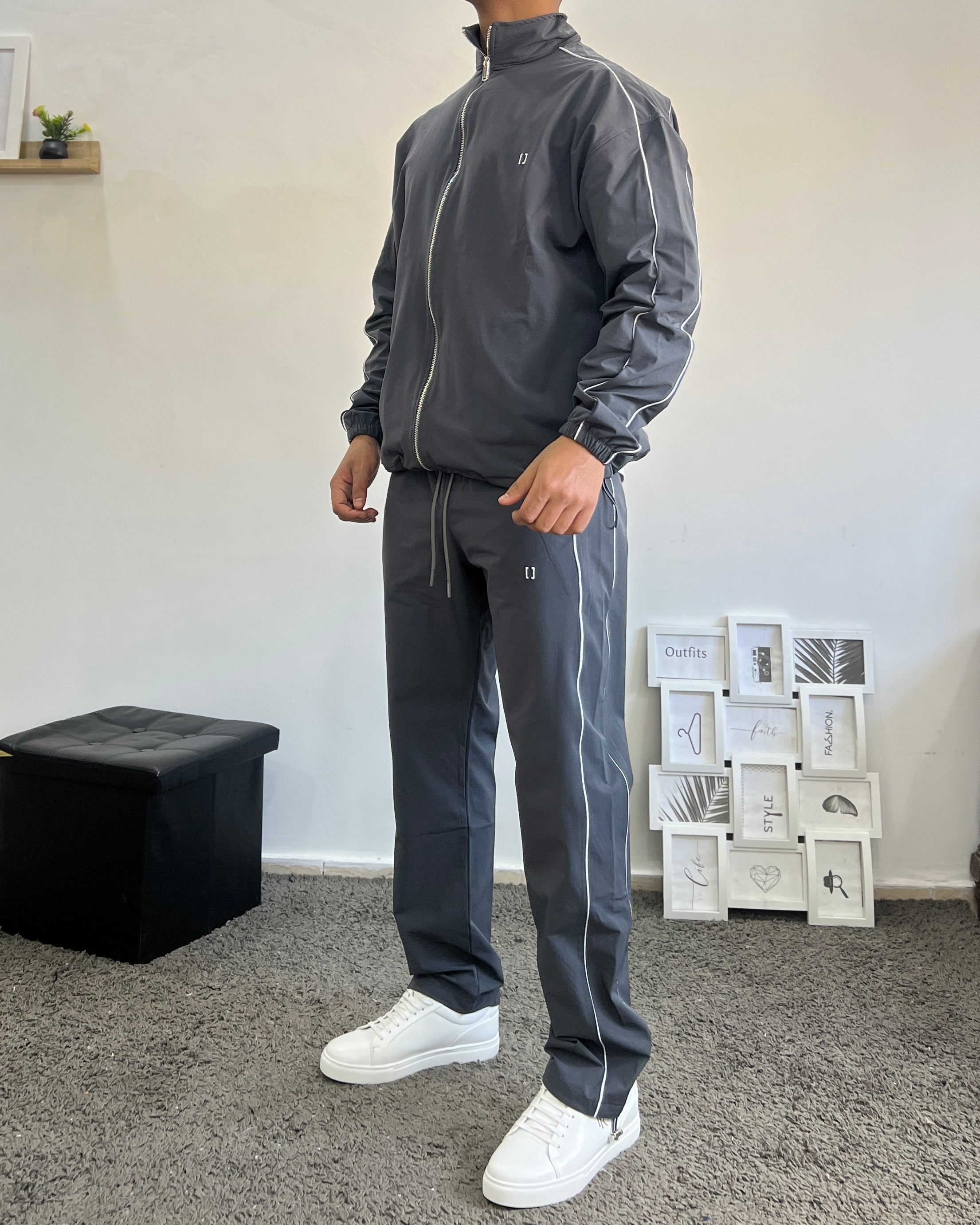 Windbreaker tracksuit VII