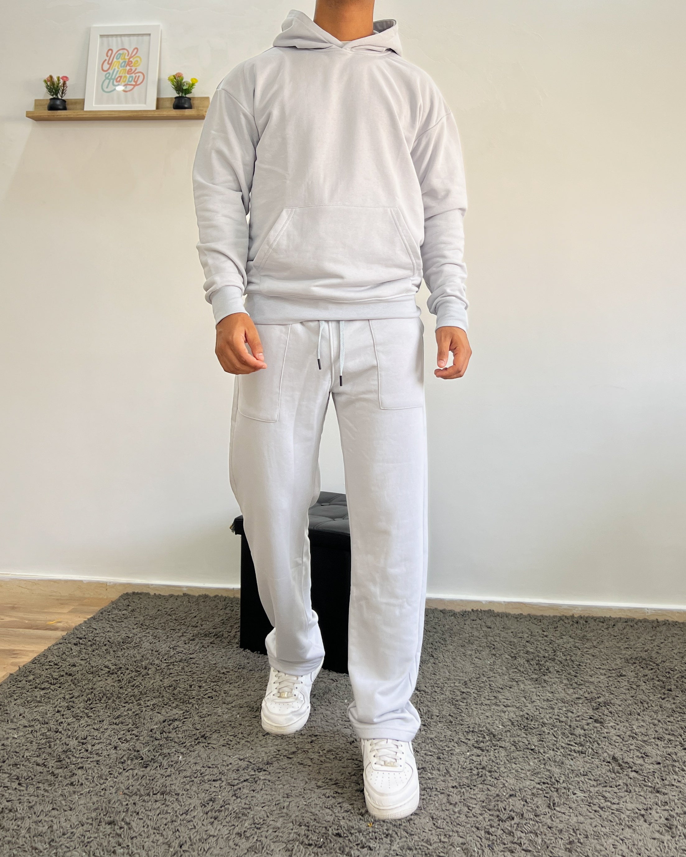 Ensemble - Minimalistic hoodie & joggers Set