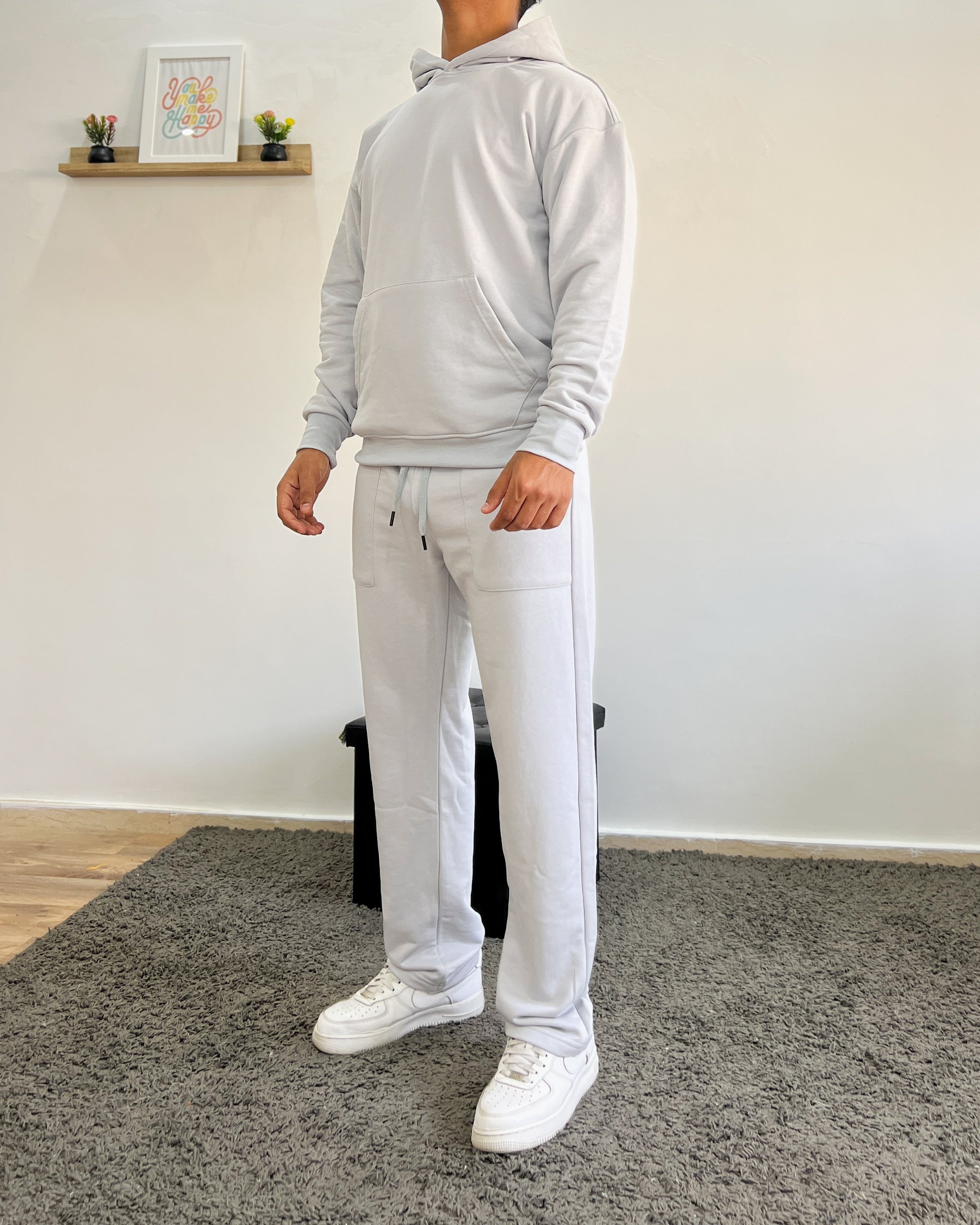 Ensemble - Minimalistic hoodie & joggers Set